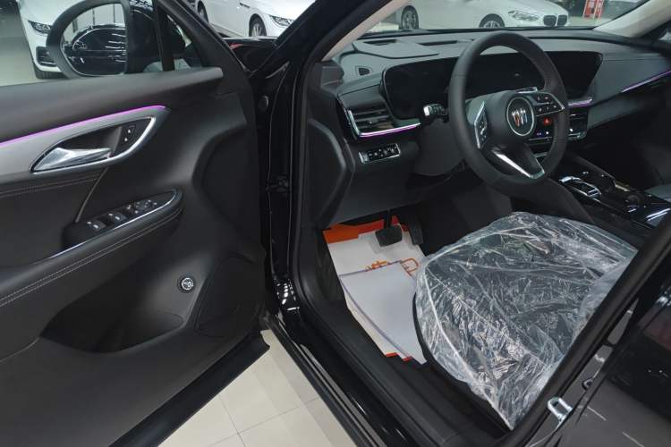 Used Buick Envision 2024 Encore Plus 28T AWD Luxury Edition
