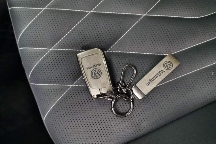 Used Volkswagen Tiguan L 2022 330TSI Automatic Two-Wheel Drive R-Line Enhanced Edition
