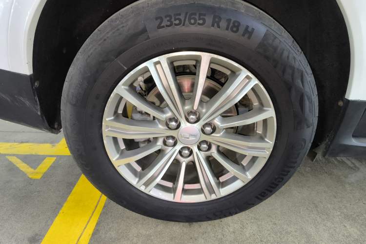 Used Cadillac XT5 2016 28T Four-Wheel Drive Luxury Model
