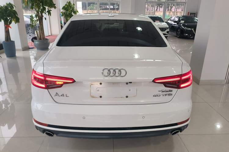 Used Audi A4L 2017 Plus 40 TFSI Fashion Model
