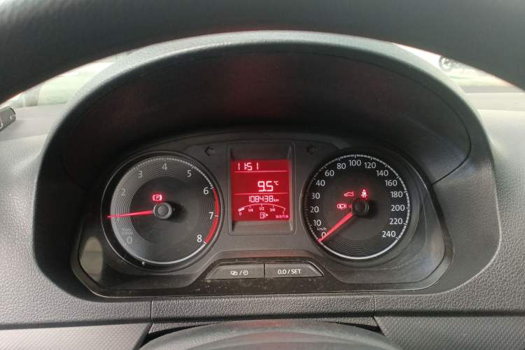 Used Volkswagen Jetta 2017 1.5L Manual Fashion Edition