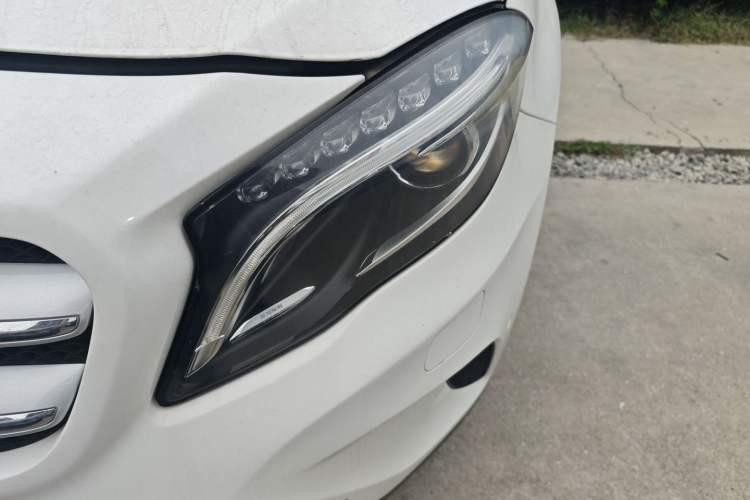 Used Mercedes-Benz GLA 2015 GLA 220 4MATIC Fashion Model