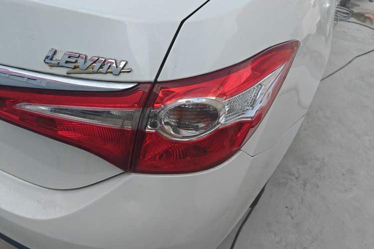 Used Toyota Levin 2015 1.6E CVT New Edition
