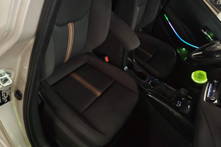 Used Toyota Levin 2023 Smart Electric Hybrid Dual-Engine 1.8L Luxury Edition
