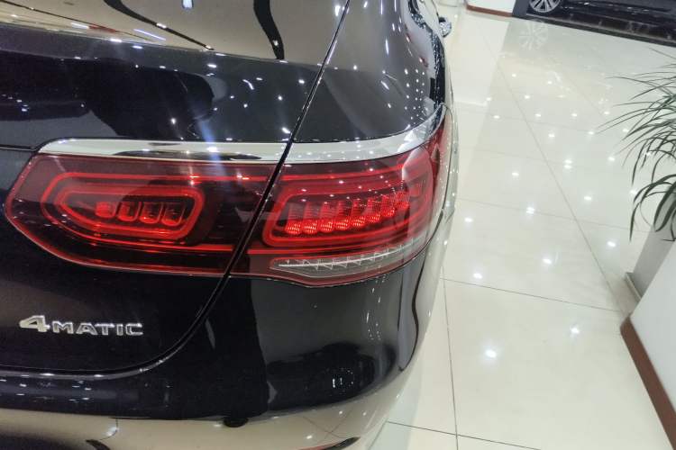 Used Mercedes-Benz GLC Coupe 2023 GLC 300 4MATIC Coupe SUV