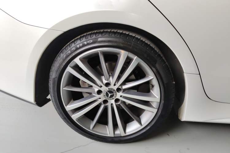 Used Mercedes-Benz CLS 2018 CLS 300 Dynamic Edition
