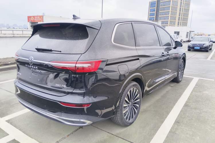 Used Volkswagen Viloran 2024 380TSI Premium Edition