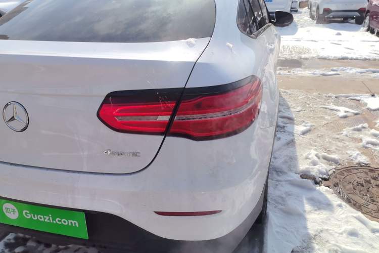 Used Mercedes-Benz GLC Coupe 2017 GLC 200 4MATIC Coupe SUV