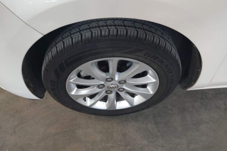 Used Buick GL8 2018 ES 28T Comfort Model China VI Standard
