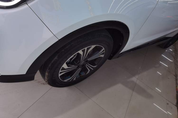 Used Soueast DX8S 2022 1.5T DCT Long-Range Version 7 Seats
