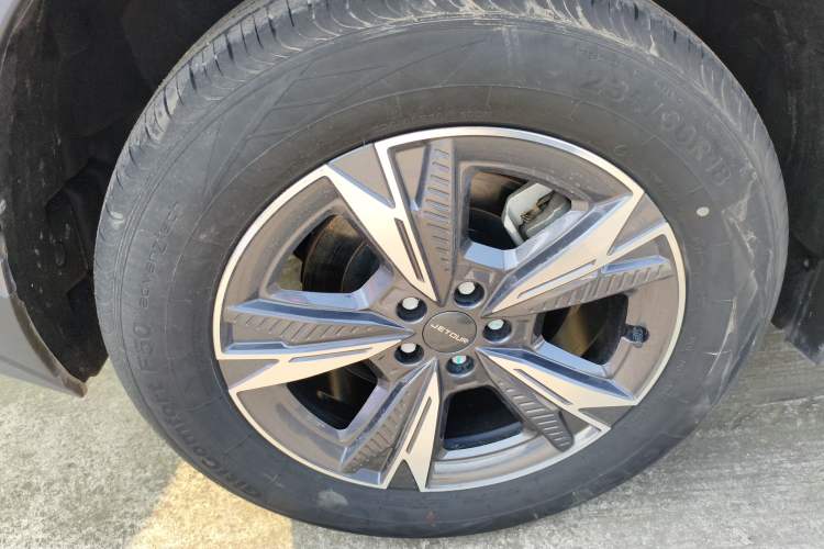 Used JETOUR Dashing 2023 1.5T DCT Starlight Shine Pro Edition