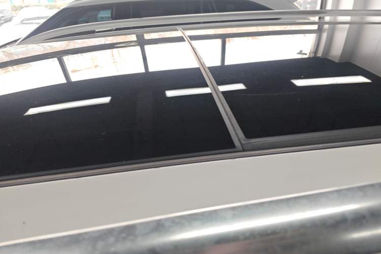 Used Volkswagen Tiguan L 2021 330TSI Automatic Two-Wheel Drive R-Line Enhanced Edition