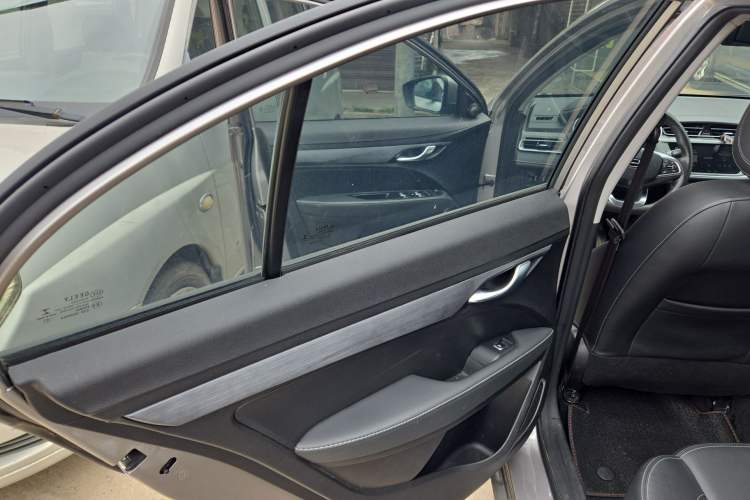 Used Geely Auto Emgrand 2021 UP 1.5L CVT Luxury Model
