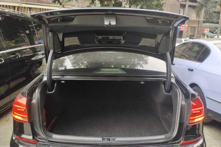 Used Volkswagen Passat 2016 330TSI DSG Prestige Edition
