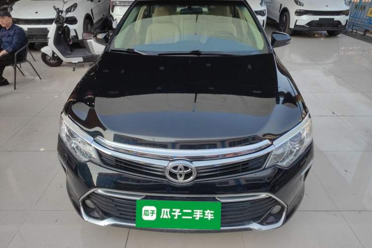 Used Toyota Camry 2016 2.5G 10th Anniversary Deluxe Navigation Edition
