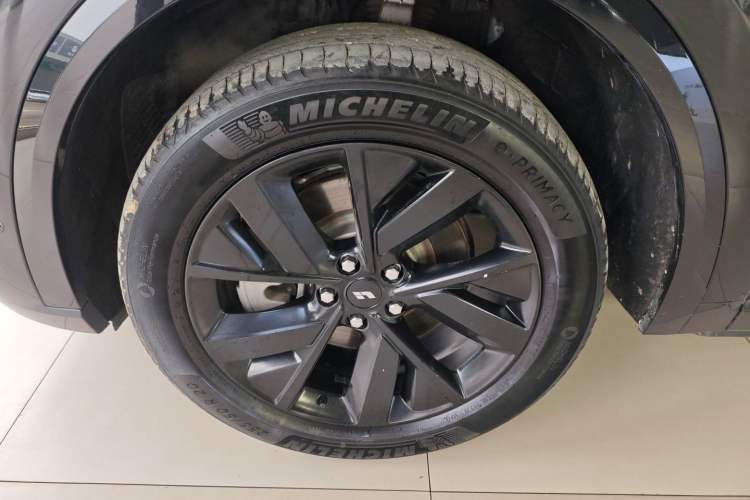 Used Li Auto L8 2023 Pro Model
