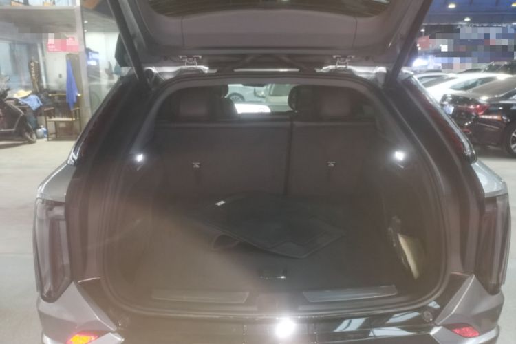 Used Cadillac OPTIQ 2024 Standard Range Version
