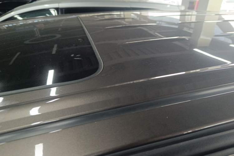 Used Buick GL8 2023 Facelifted Land Cruiser Executive Luxury Version