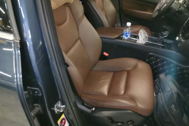 Used Volvo XC60 2021 T5 4x4 Smart Luxury Edition