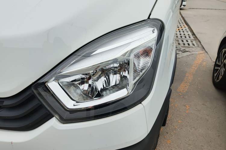 Used Iveco Eurocargo 2021 2.0T Manual Super Rui Long Wheelbase Short Overhang High Roof Side-Sliding Door F1A