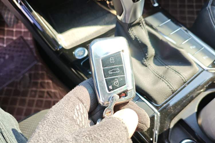 Used Volkswagen Passat 2022 330TSI Starry Luxury Edition – Exclusive Special Edition