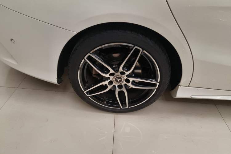 Used Mercedes-Benz CLA 2017 Refreshed CLA 220 4MATIC
