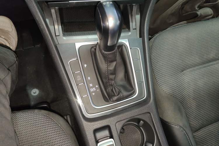 Used Volkswagen Golf 2020 280TSI DSG Comfort Version
