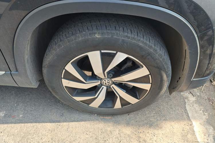 Used Volkswagen Tayron 2019 330TSI Two-Wheel Drive Luxury Model China VI Standard
