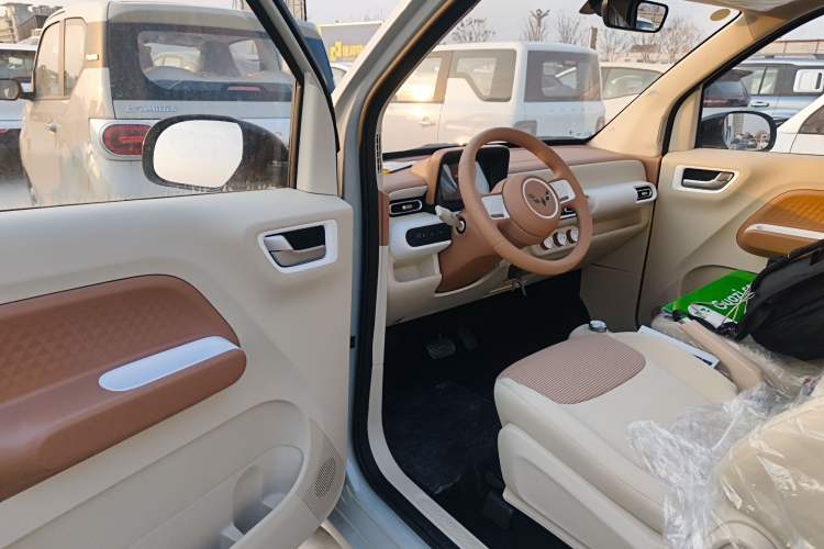 Used Wuling Hongguang MINIEV 2024 3rd Generation 215km Youth Edition
