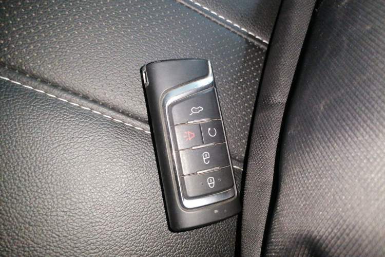 Used GAC Trumpchi M6 2021 270T DCT Luxury Edition (7-seater)
