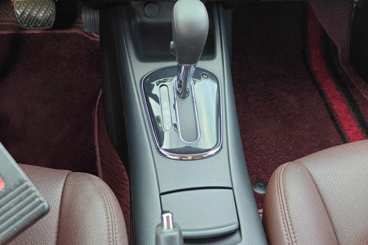 Used Nissan Tiida 2011 1.6L CVT Comfort Model
