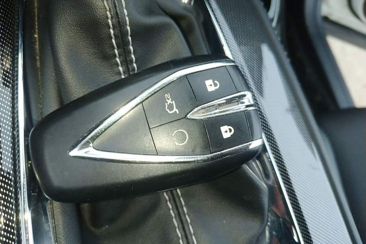 Used Oshan X5 2021 1.6L CVT Luxury Model
