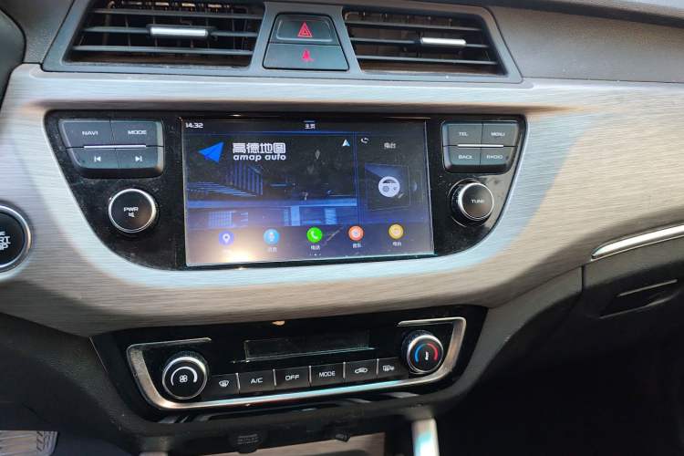 Used Geely Auto Vision X3 2017 1.5L Automatic Prestige Model
