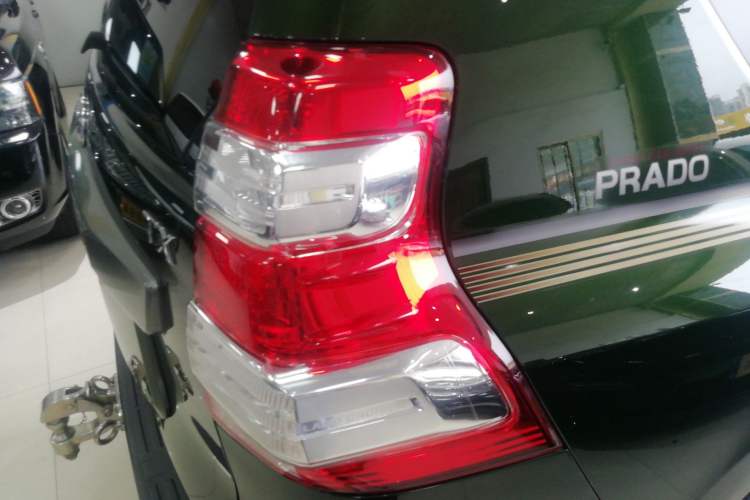 Used Toyota Prado 2016 2.7L Automatic Luxury Edition
