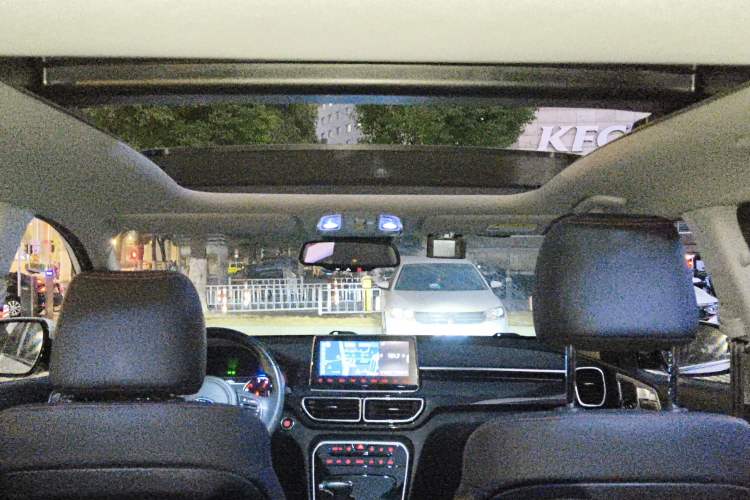 Used Kia KX5 2019 1.6T Automatic Two-Wheel Drive Luxury Edition
