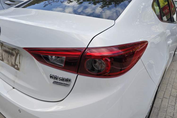 Used Mazda Mazda 3 Axela 2017 Sedan 1.5L Automatic Luxury Model Emission Standard China V