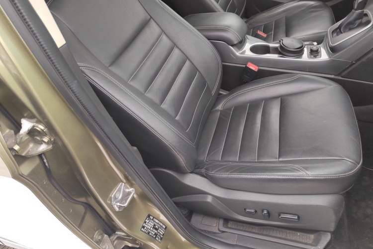 Used Ford Kuga 2015 2.0L GTDi Four-Wheel Drive Prestige Model