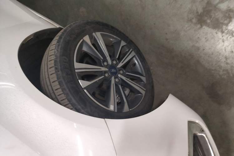 Used Ford Escort 2021 1.5L Automatic Diamond Edition
