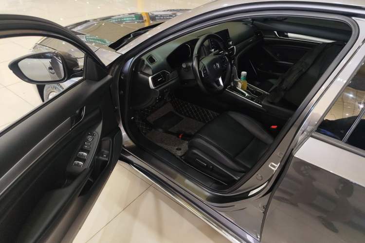 Used Honda Accord 2018 260TURBO Luxury Edition China VI