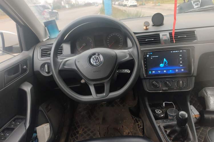 Used Volkswagen Santana 2021 1.5L Manual Fashion Edition
