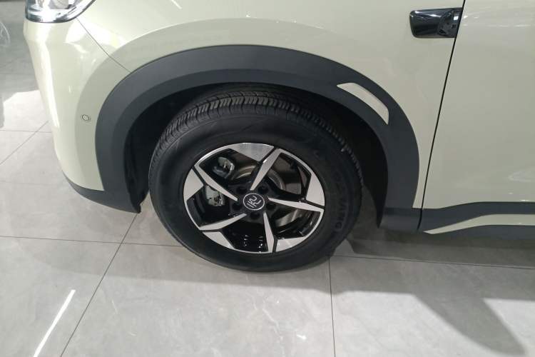 Used BYD Yuan UP 2025 Intelligent Driving Version 401 km Beyond-Range Edition