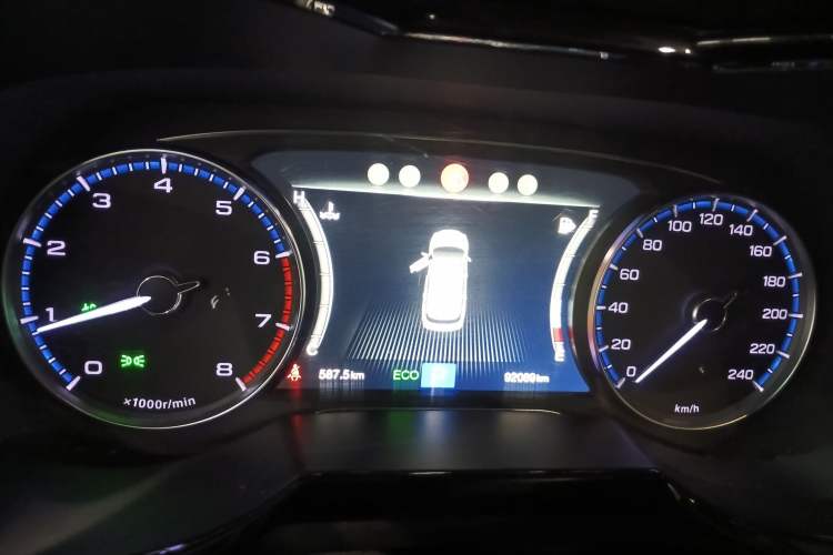 Used GAC Trumpchi GS8 2017 320T Two-Wheel Drive Luxury Smart Connectivity Version (7 Seats)