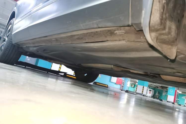 Used Volkswagen Tiguan L 2020 330TSI Automatic Two-Wheel Drive Smart Luxury Edition China VI Standard
