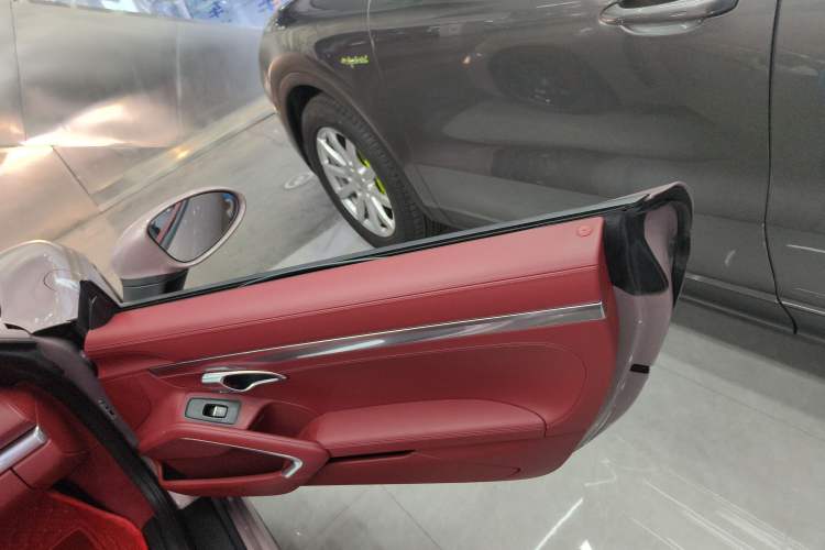 Used Porsche 718 2022 Boxster 2.0T
