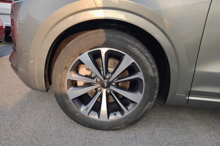 Used Li Auto ONE 2020 Extended-Range 6-Seater Version
