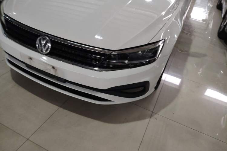 Used Volkswagen Lamando 2019 230TSI DSG Fashion Edition China VI
