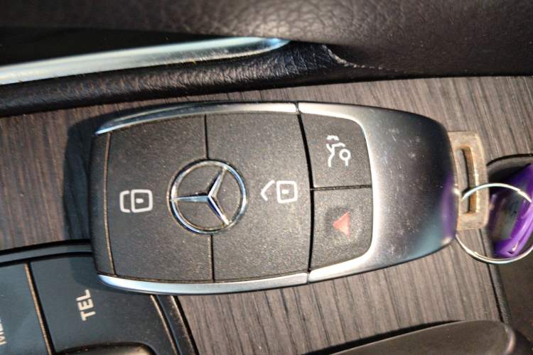 Used Mercedes-Benz GLE-Class 2020 GLE 450 4MATIC Stylish Model
