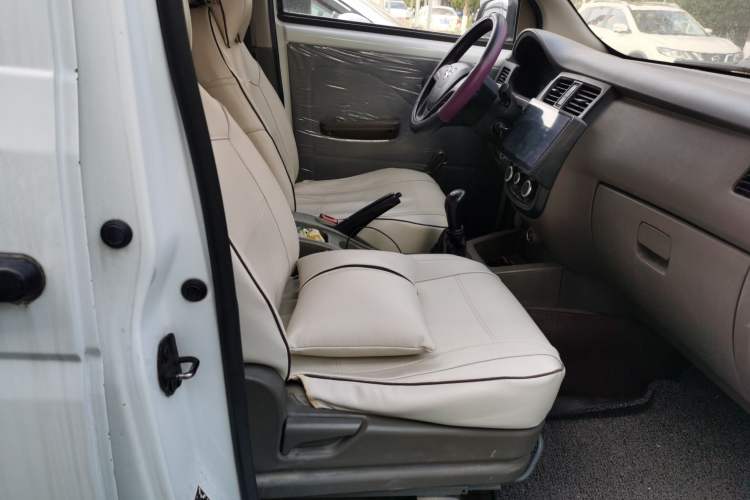 Used Wuling Rongguang V 2016 1.2L Practical Version
