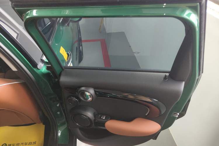 Used  MINI 2023 2.0T COOPER S Artist Five-Door Edition
