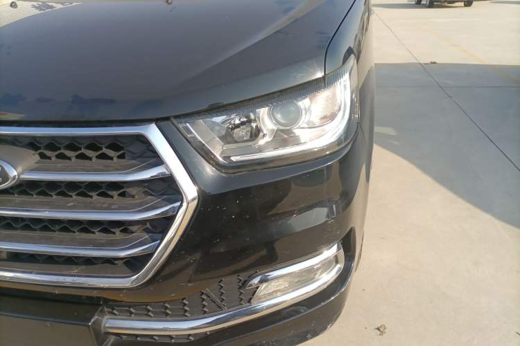 Used  M4 2019 Business Series 2.0L Manual - China VI Standard